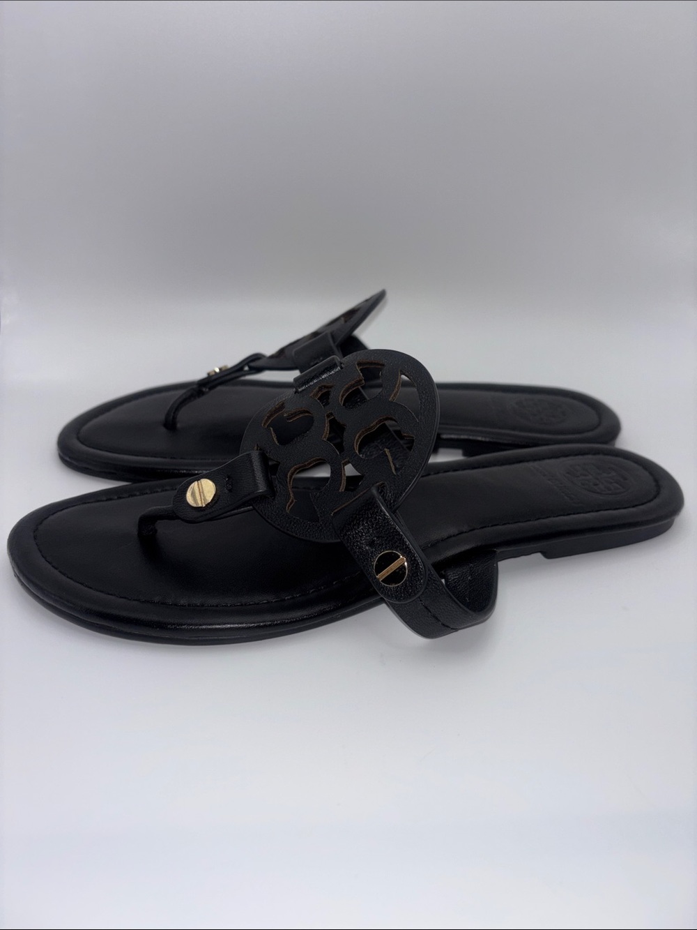 Tory Burch Miller Black Leather Logo Thong Sandals with Gold Accents - Picture 9 of 10